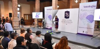 Presenta Congreso local la Antología “Mujeres con Piel de Pluma”