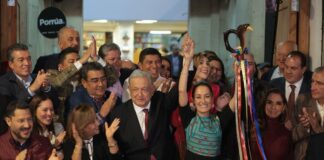 Claudia Sheinbaum Recibe Bastón de Mando como Coordinadora de la Cuarta Transformación