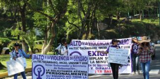 Maestras del Tecnológico y diferentes Institutos de Educación de Tacámbaro marchan, se pronuncian por acoso laboral y sexual