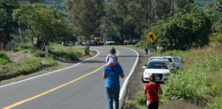 Inauguración de la rehabilitación de la carretera estatal Coíntzio-La Huerta
