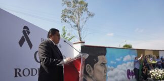 Un mural al Batman de la tenencia Morelos, una alianza para el PRI y PAN en Michoacán