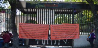 Toma indefinida de Secretaria de Finanzas por trabajadores de Salud