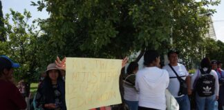 Padres de familia de Ocampo, toman SEE.