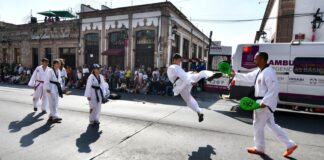 Poca asistencia al desfile del 20 de noviembre en Morelia