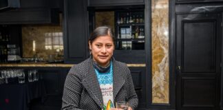 “Que los usos y costumbres no sean más abusos para las mujeres”, dijo la precandidata al Senado de la República, Celeste Ascencio, ganadora de la encuesta por acciones afirmativas.