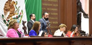 75 Legislatura aprueba licencias de diputados Ernesto Núñez y David Cortés