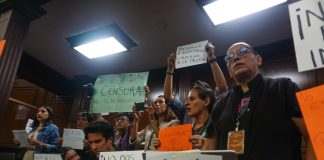 “No a la censura”, exigen reporteras frente a diputados locales