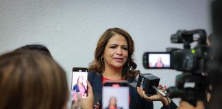 Nuestros paisanos no están solos, Michoacán los abraza y los defiende: Fabiola Alanís