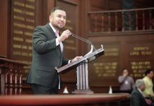 Presenta Reyes Galindo iniciativa para impulsar empresas familiares en Michoacán