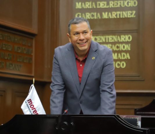 Juan Carlos Barragán presentó reforma para proteger a niñas y niños en decisiones judiciales