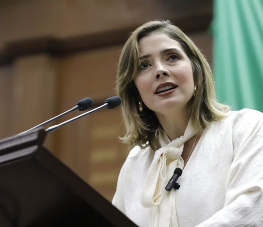 Plantea Brissa Arroyo proteger caballos bailadores y considerar esta actividad patrimonio cultural