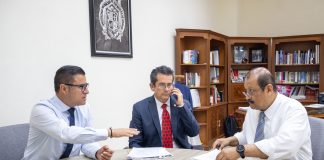 Administración de Yarabí Ávila cumple con docentes de la Facultad de Derecho