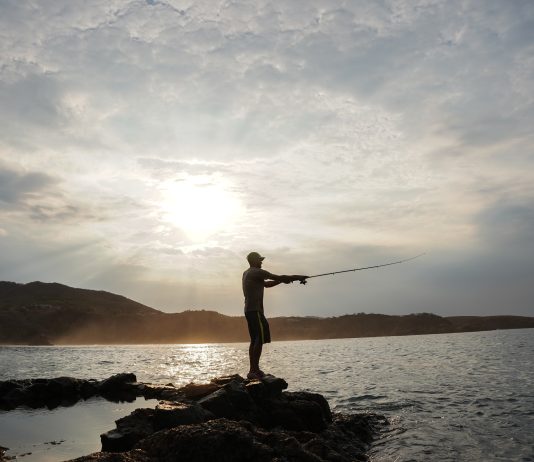 Donde el mar todavía da de comer: los pescadores de Caleta de Campos