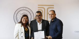 Reconoce Congreso del Estado a la Clínica de Disrafismo Espinal dirigida por el doctor Agustín Calderón Pérez