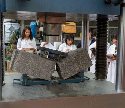 CON AVAL INTERNACIONAL, INGENIERÍAS DE LA UMSNH CUENTAN CON SELLO DE CALIDAD