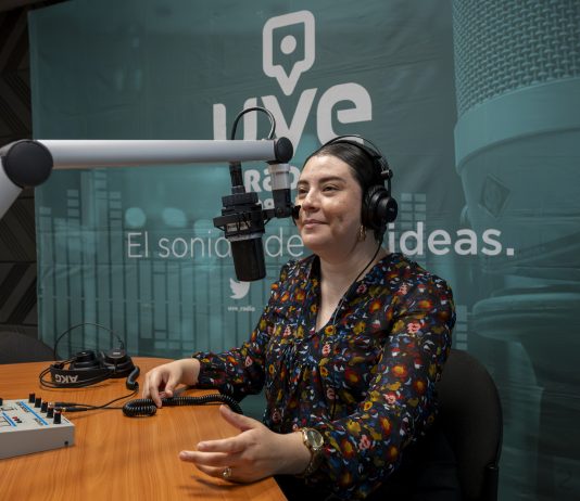 El video no mató a la estrella de la radio: UVE se transforma en la era digital