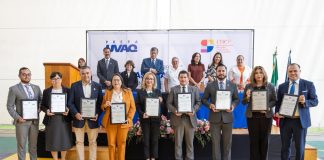 Con la acreditación de ocho preparatorias, la UVAQ consolida su formación académica